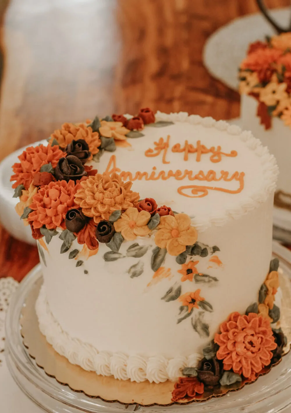 Anniversary flowers cake