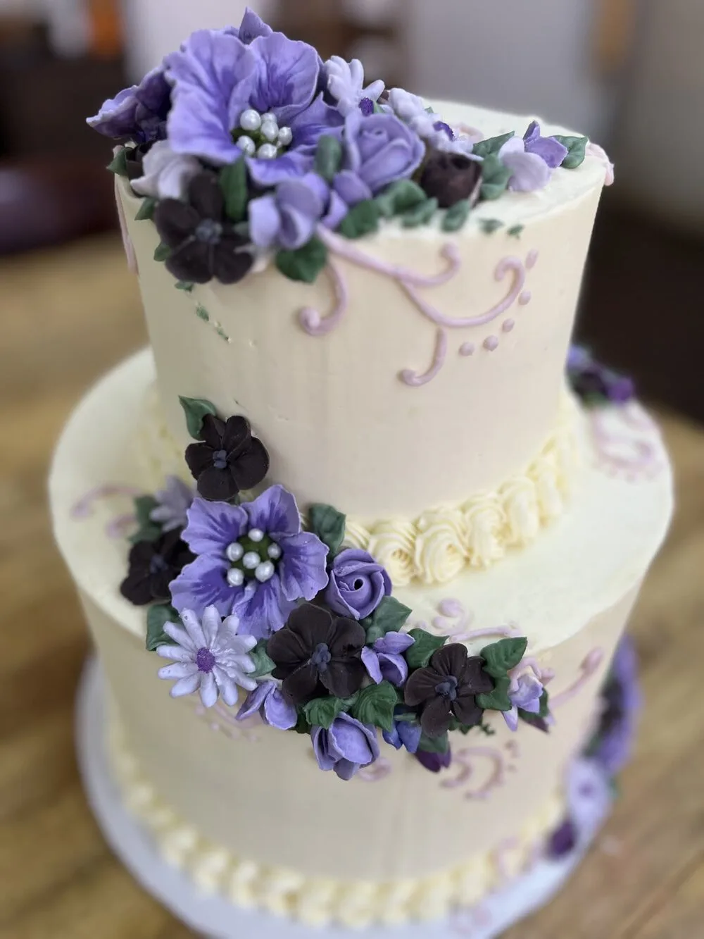 Custom cake by BeBop's