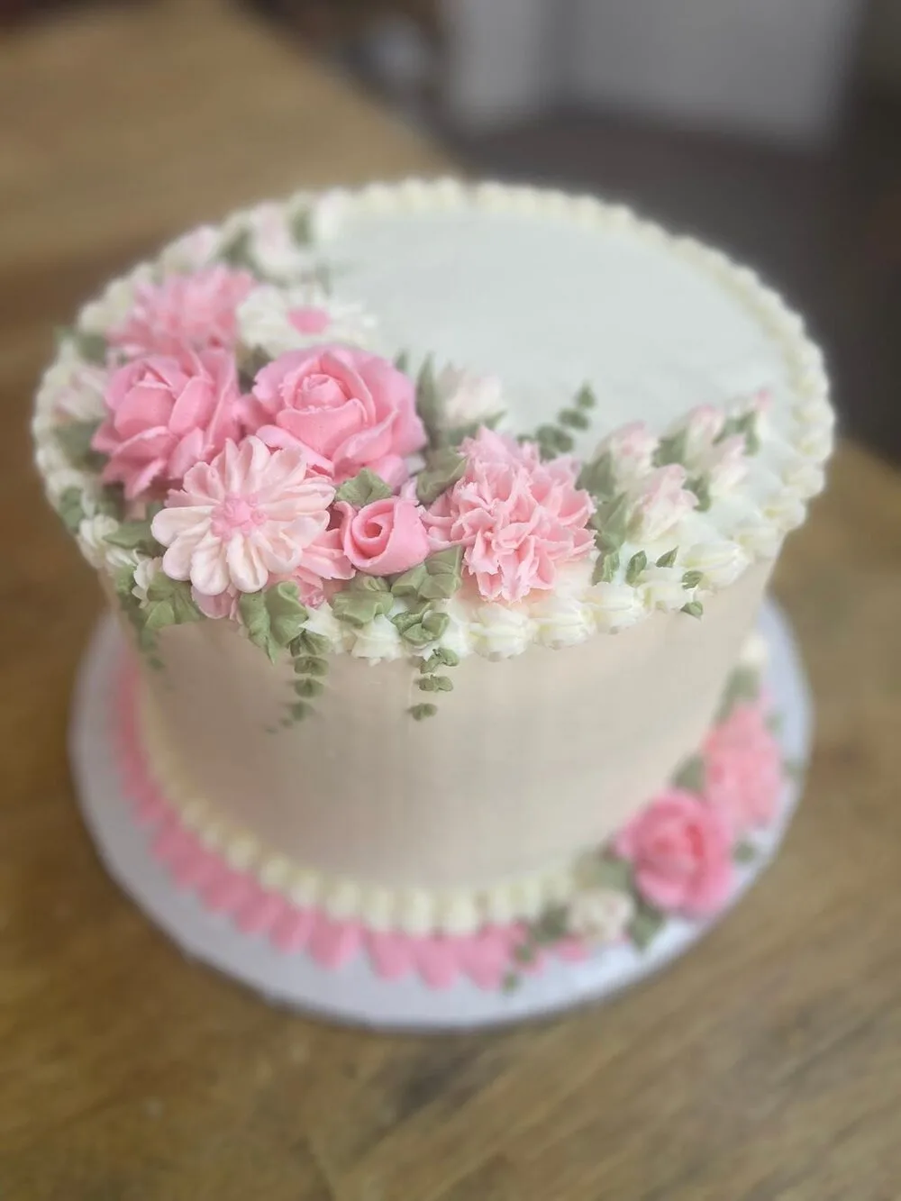 Custom cake by BeBop's